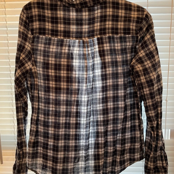 Blue and white flannel - Picture 3 of 3